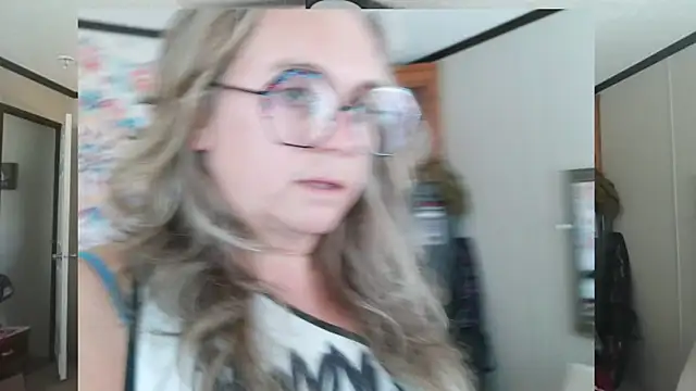 Blondejenn online show from 23, 4, 2026