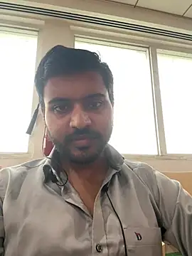 Sweetloverr28 online show from 30, 4, 2026