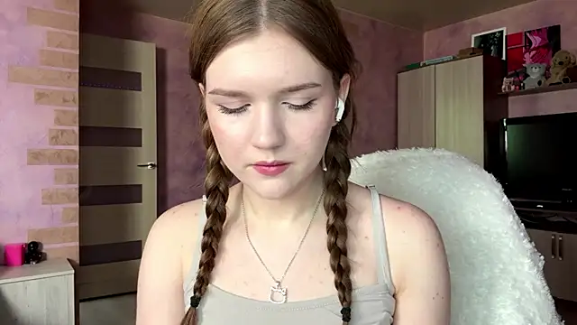 Snapshot of DorotaMeowtTo chatting on 13, 5, 2026 DorotaMeowtTo online show from 13, 5, 2026