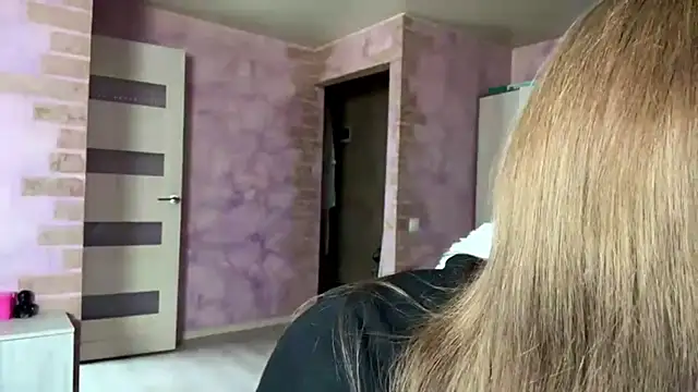 Snapshot of DorotaMeowtTo chatting on 12, 5, 2026 DorotaMeowtTo online show from 12, 5, 2026