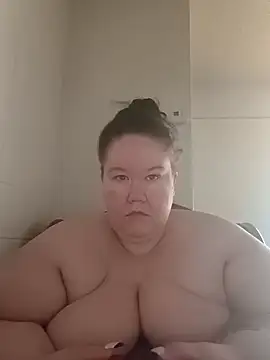 hisalphaqueen27 online show from 12, 4, 2026