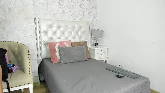 cathaleja 20  online show from 9, 4, 2026