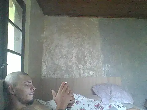 Snapshot of robertmrn112 chatting on 8, 6, 2026 robertmrn112 online show from 8, 6, 2026