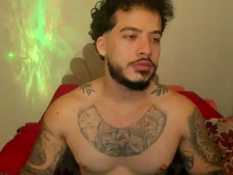 Snapshot of sinnei__ chatting on 7, 4, 2026 sinnei online show from 7, 4, 2026