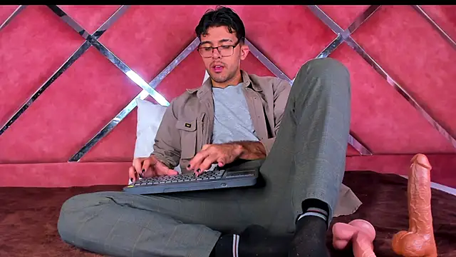 RodrigoColby2 online show from 2, 7, 2026