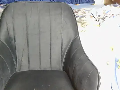 Snapshot of miss_-queen chatting on 9, 7, 2026 miss -queen online show from 9, 7, 2026