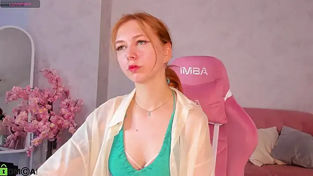 Snapshot of Sienna_Nyx chatting on 15, 6, 2026 Sienna Nyx online show from 15, 6, 2026