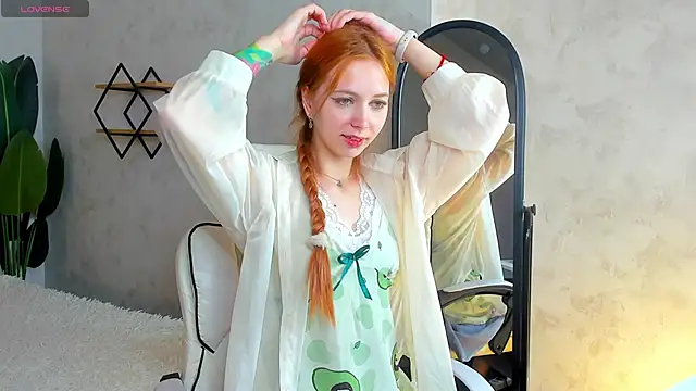 Sienna Nyx online show from 16, 4, 2026