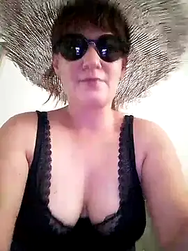 Maggie38 online show from 24, 7, 2026