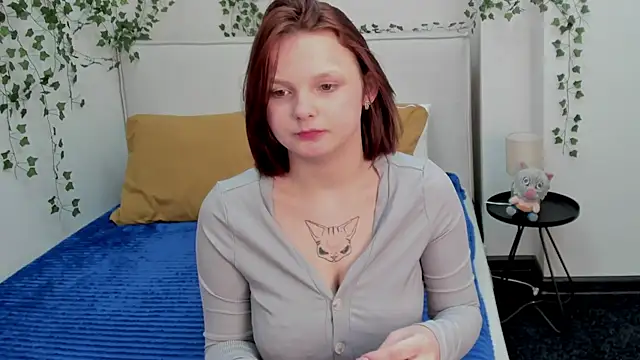 Charlotte Stee online show from 16, 4, 2026