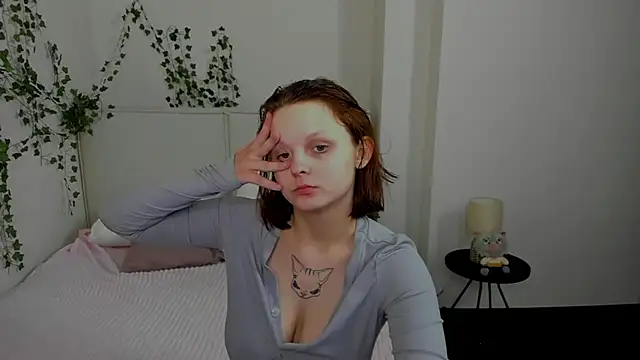 Snapshot of Charlotte_Stee chatting on 6, 7, 2026 Charlotte Stee online show from 6, 7, 2026
