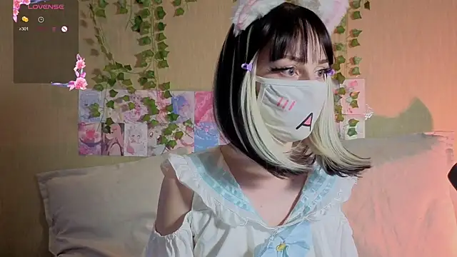 LunaNyanmi online show from 1, 6, 2026