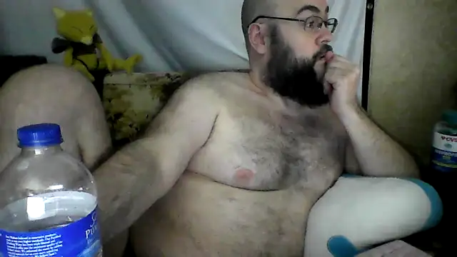 Snapshot of BriTheTopBear chatting on 15, 5, 2026 BriTheTopBear online show from 15, 5, 2026