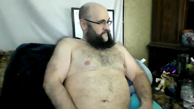 Snapshot of BriTheTopBear chatting on 27, 5, 2026 BriTheTopBear online show from 27, 5, 2026