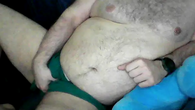 Snapshot of BriTheTopBear chatting on 24, 4, 2026 BriTheTopBear online show from 24, 4, 2026