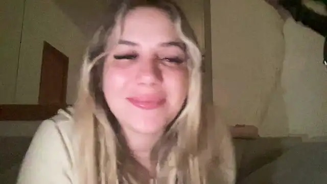 sophiehot69 online show from 7, 4, 2026