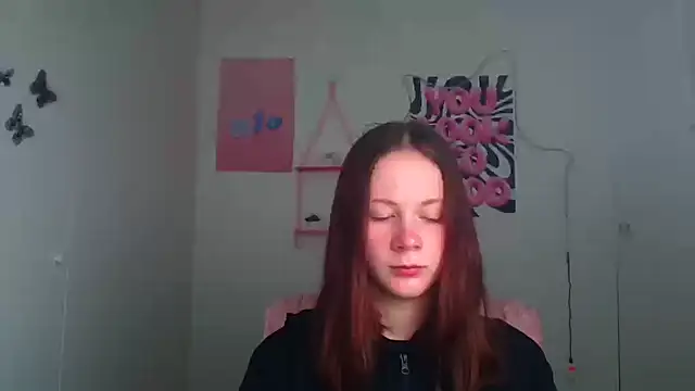 Snapshot of DarkSakuraa chatting on 12, 4, 2026 DarkSakuraa online show from 12, 4, 2026