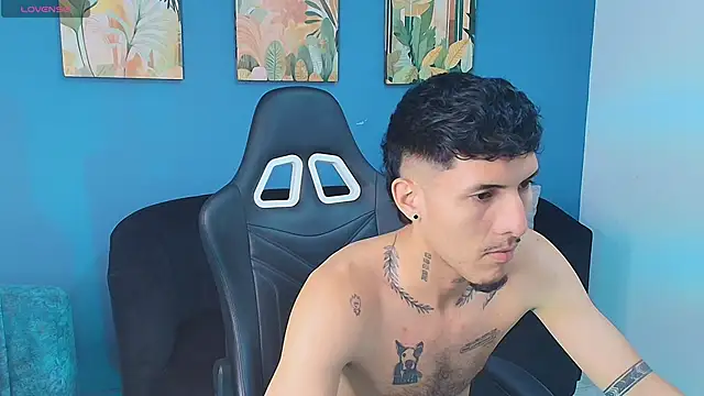 ALEXXXTREM69 online show from 13, 4, 2026