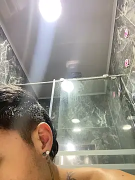 ALEXXXTREM69 online show from 17, 5, 2026