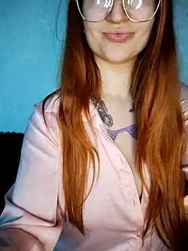 LeonaFox online show from 13, 4, 2026