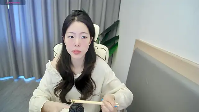 yizhixiaolulu online show from 9, 4, 2026