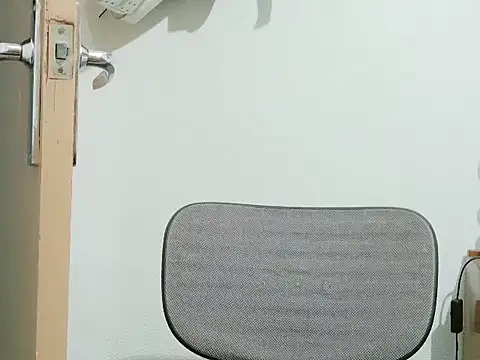 Snapshot of MojaditPussy chatting on 15, 7, 2026 MojaditPussy online show from 15, 7, 2026