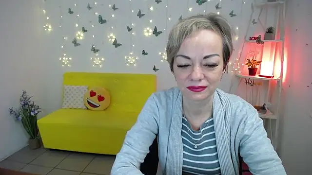 NikaMayu online show from 7, 5, 2026
