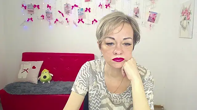 NikaMayu online show from 11, 5, 2026