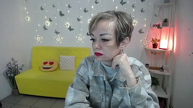 NikaMayu online show from 4, 5, 2026