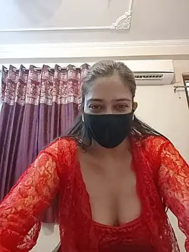 Snapshot of Aliyaa_bhat chatting on 7, 6, 2026 Aliyaa bhat online show from 7, 6, 2026