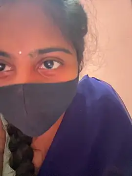 Snapshot of priya__sexy_ chatting on 15, 4, 2026 priya sexy online show from 15, 4, 2026