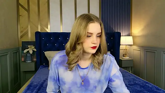Snapshot of Molly_Voses chatting on 15, 5, 2026 Molly Voses online show from 15, 5, 2026
