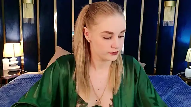 Molly Voses online show from 21, 6, 2026