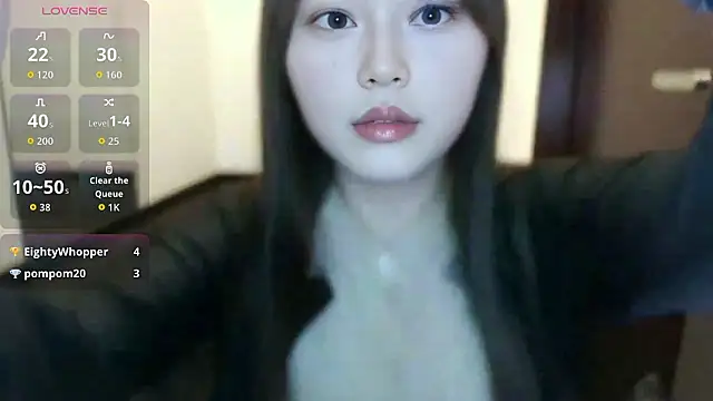 Yuuuunfiiii online show from 4, 6, 2026