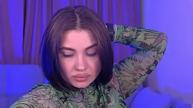AdrianaToress online show from 27, 5, 2026