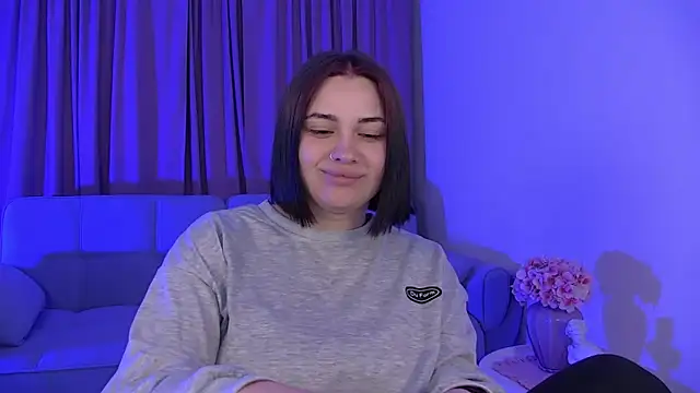 AdrianaToress online show from 2, 6, 2026