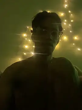 Snapshot of GeordiNovaX chatting on 13, 4, 2026 GeordiNovaX online show from 13, 4, 2026