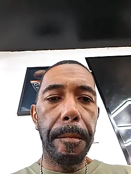 Willybigcock1981 online show from 10, 4, 2026