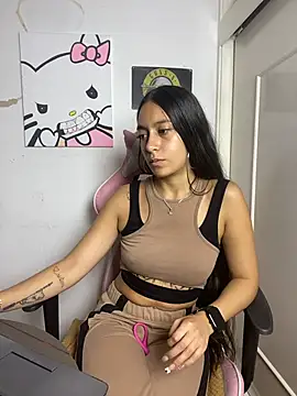 DulceLatinaxo online show from 7, 7, 2026