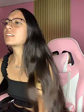 DulceLatinaxo online show from 25, 6, 2026