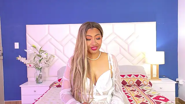 Snapshot of Kiara_Parker_ chatting on 27, 5, 2026 Kiara Parker online show from 27, 5, 2026