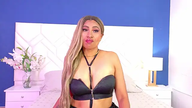 Snapshot of Kiara_Parker_ chatting on 16, 5, 2026 Kiara Parker online show from 16, 5, 2026