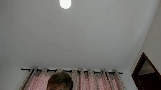 Snapshot of thomas_and_thiago chatting on 6, 4, 2026 thomas and thiago online show from 6, 4, 2026