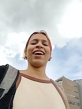 Mia 0-4 online show from 18, 4, 2026