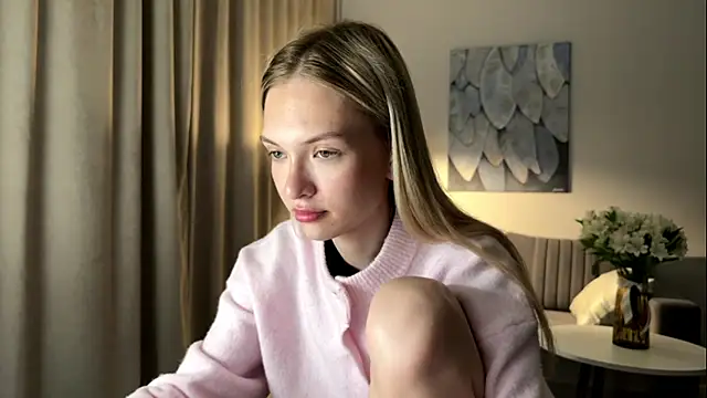 EvelineMolima online show from 17, 4, 2026