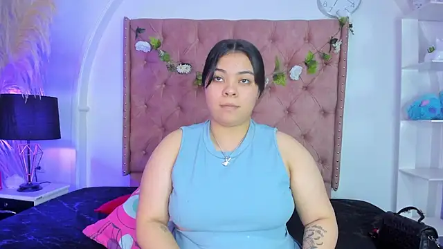 Snapshot of ROSELEI_ chatting on 23, 5, 2026 ROSELEI online show from 23, 5, 2026