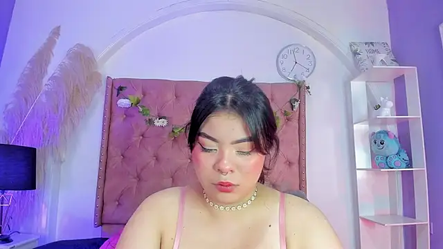 Snapshot of ROSELEI_ chatting on 20, 5, 2026 ROSELEI online show from 20, 5, 2026