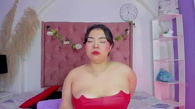 Snapshot of ROSELEI_ chatting on 4, 5, 2026 ROSELEI online show from 4, 5, 2026