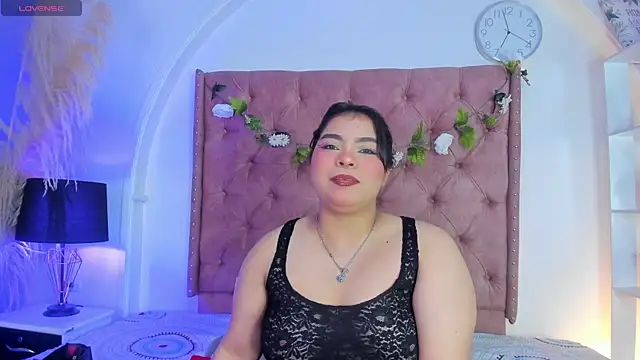 Snapshot of ROSELEI_ chatting on 30, 5, 2026 ROSELEI online show from 30, 5, 2026