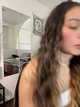 Snapshot of Dreanaa chatting on 15, 7, 2026 Dreanaa online show from 15, 7, 2026
